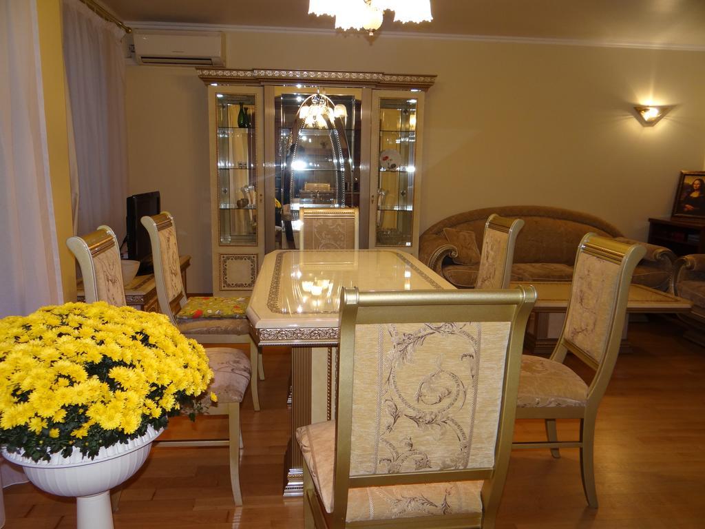 Luxury Versailles Apartments Center Opera Burgas Habitación foto